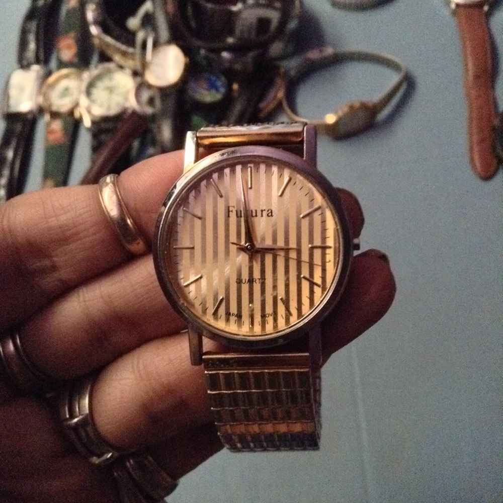 Quartz futura Mens watch